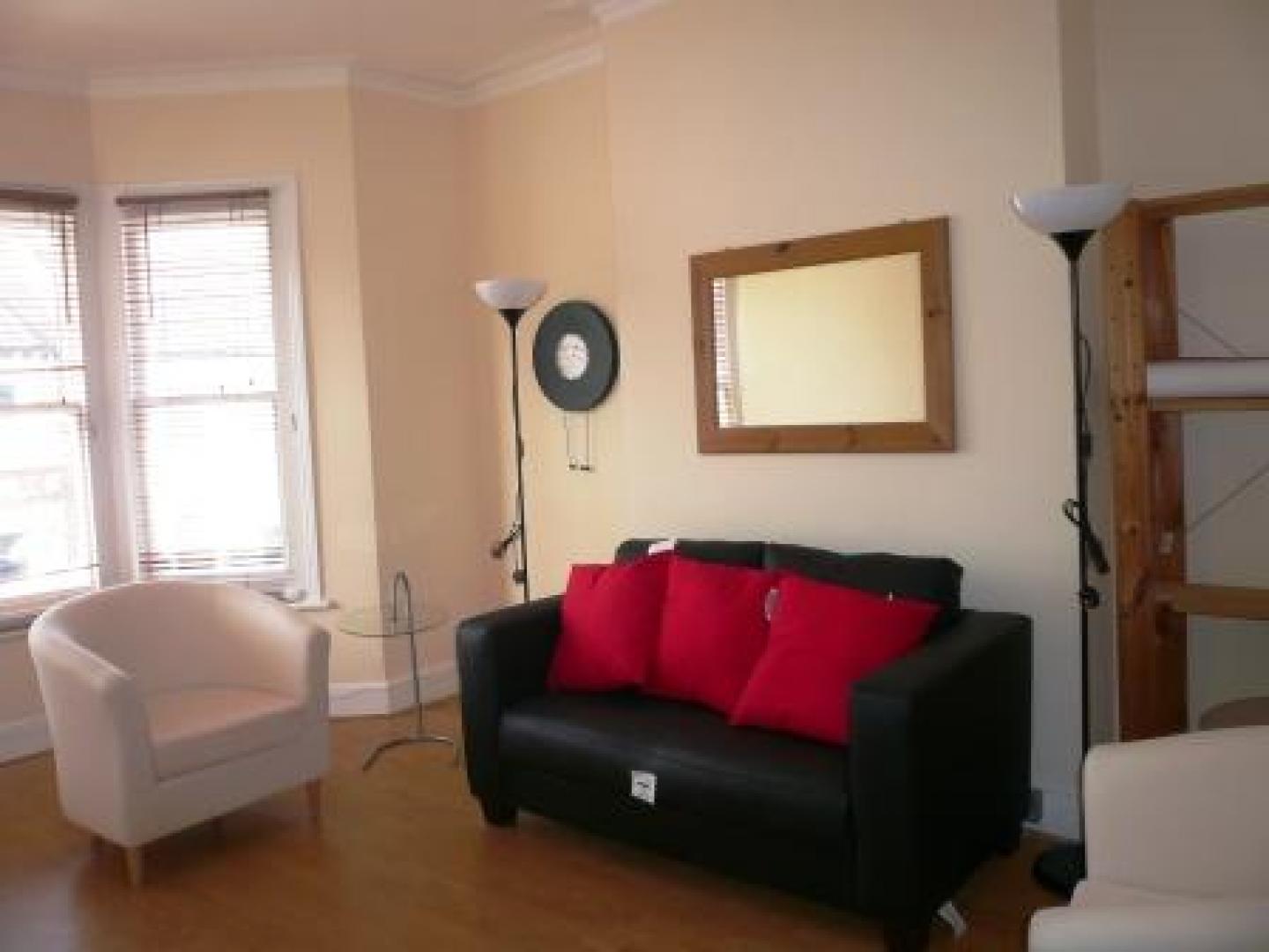 			NEW INSTRUCTION, 3 Bedroom, 1 bath, 1 reception Flat			 Hartland Road, QUEENS PARK